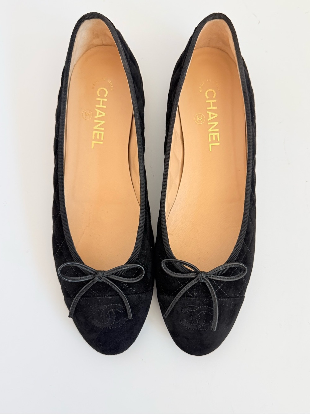 CHANEL 16B Black Quilted Suede Leather CC Logo Ballet Flats Bow Shoes EU 41 - Picture 2 of 10